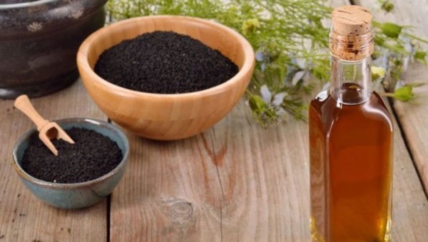 Çörek Otu Yağı Faydaları Neler? Çörek Otu Yağı Nasıl Kullanılır?